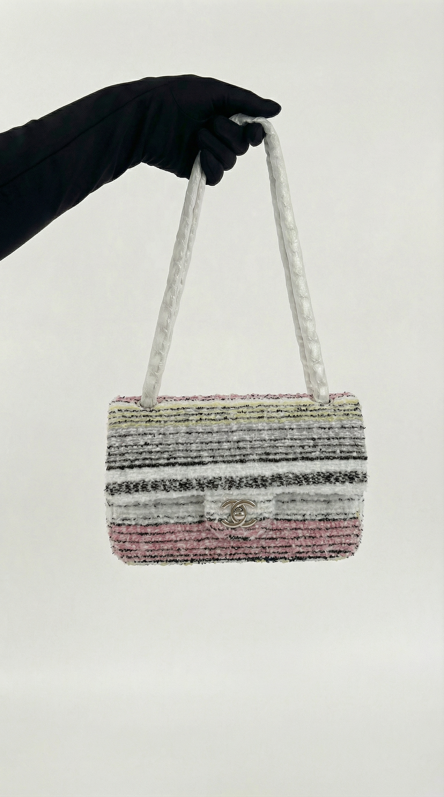 Chanel Mini Flap Tweed – Pink & White